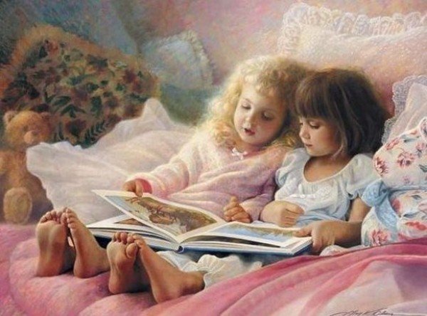 Дети читают сказки